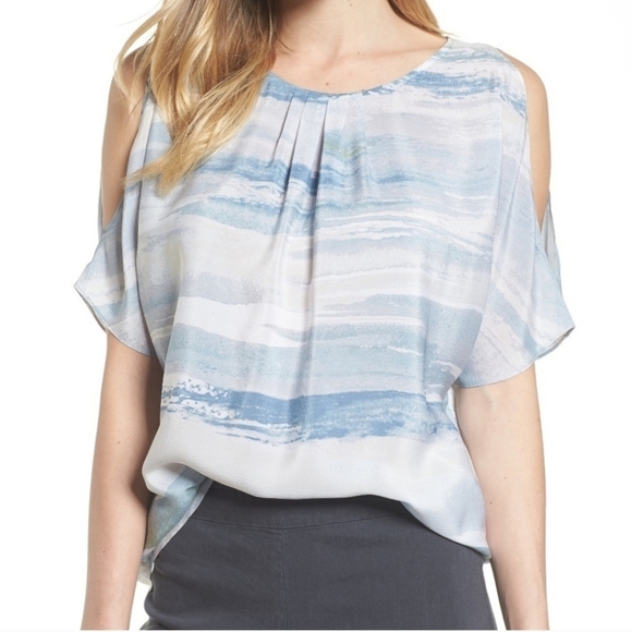 BUNDLE Nic + Zoe Silk Blend Short Sleeve Blouses - Picture 2 of 11